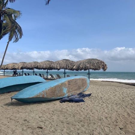 Tayrona Juancho'S House Hostel & Coworking 洛斯纳兰霍斯 外观 照片